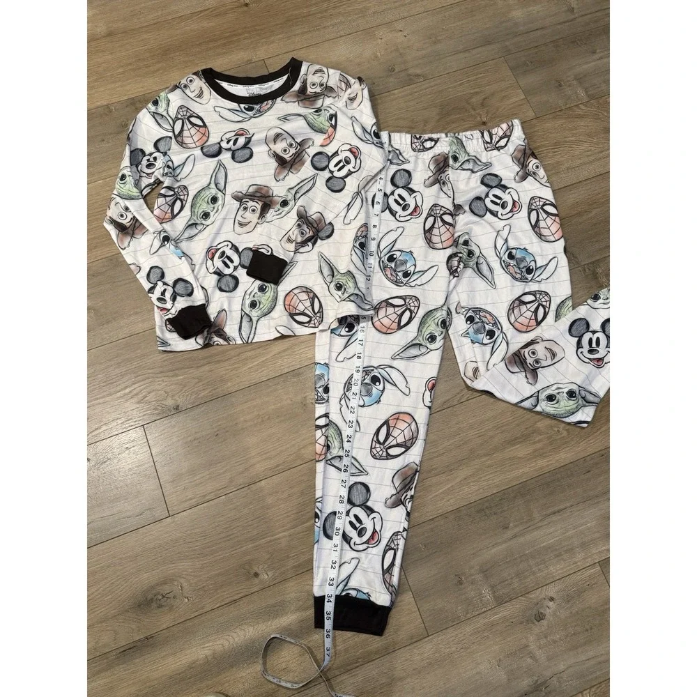 Disney‎ 100 Years Of Magic PJ Set Yoda, Mickey, Spider-Man, Woody Size Adult XS - Picture 6 of 8